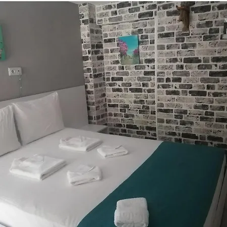 Oezlem Butik Hotel *